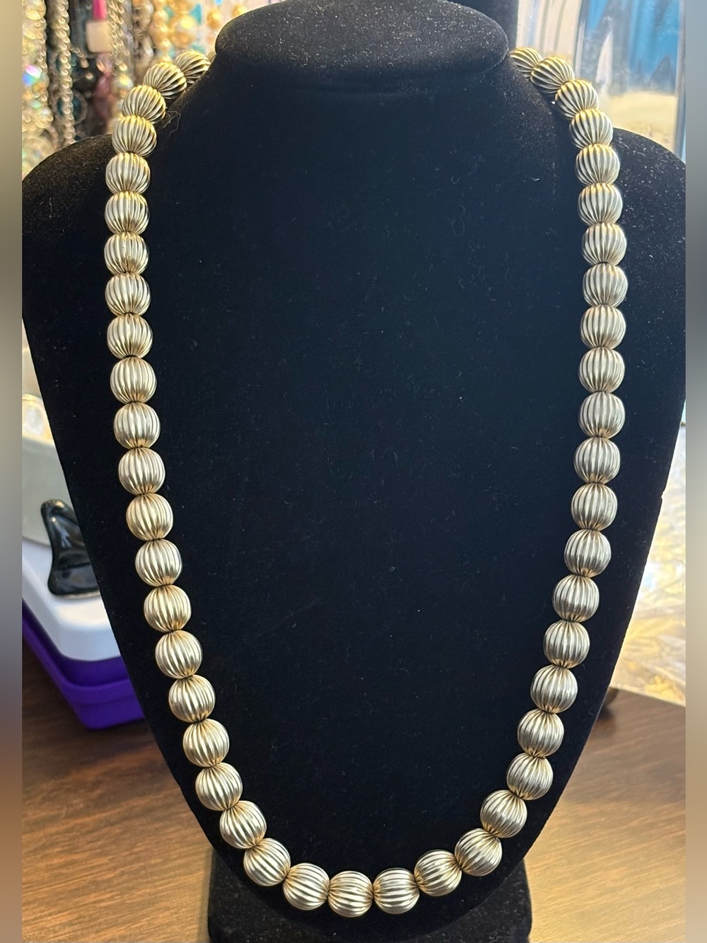 Vintage Ribbed Melon Bead Necklace Gold Tone Statement Chain Necklace